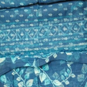 Elegant Fancy Leaf Silk Saree in Dark Green with All Over Leaf Design and Golden Zari Border