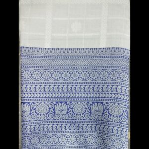 Kanjivaram Silk Saree with Zari Woven Ethnic Motifs Timeless Elegance & Luxurious Craftsmanship