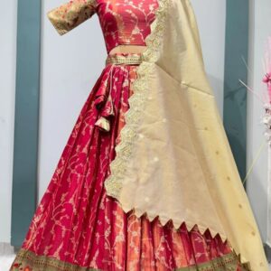 Elegant Silk Zari Work Saree with Golden Border