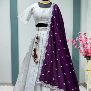 Elegant Silk Saree with Silver Zari Border